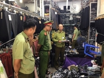 Hà Nội: Phát hiện hàng nghìn sản phẩm giả các thương hiệu nổi tiếng tại Ninh Hiệp