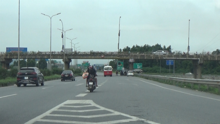 cao toc ha noi bac giang de nghi nha dau tu trien khai nghiem tuc viec xay dung duong gom