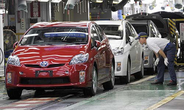 Toyota và Lexus triệu hồi gần 700.000 xe do lỗi chết máy nguy hiểm