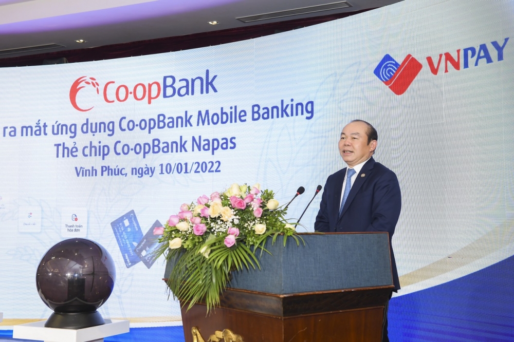 Ra mắt ứng dụng ngân hàng số và thẻ chip Co-opBank Napas