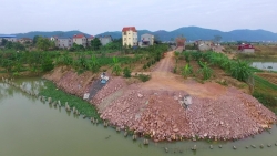 Bắc Giang: Lấn chiếm bãi sông, bị xử lý lại quay ra tố cáo chính quyền