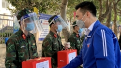 Tuổi trẻ Thủ đô động viên các chiến sĩ bộ đội, công an nhân dịp Tết Nguyên đán 2022