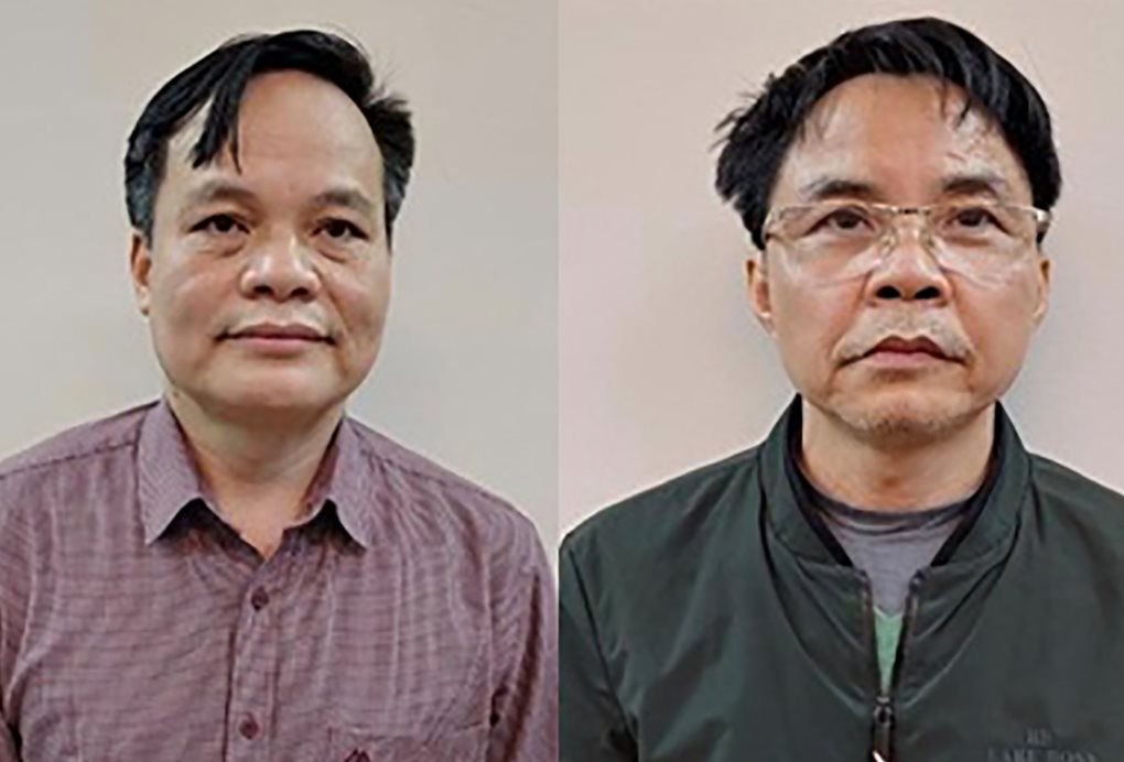 Ông Lâm Văn Tuấn (trái) và Phan Huy Văn tại cơ quan điều tra Ảnh: Bộ Công an