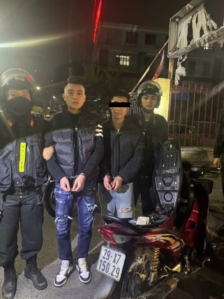 Phát hiện đối tượng tàng trữ Ketamin khi tuần tra trên Quốc lộ 37