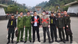 bac ninh ban giao 2 doi tuong truy na quoc te cho phia trung quoc