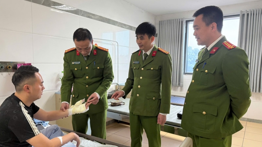 Bắc Ninh: Ngăn chặn đối tượng manh động làm bị thương cán bộ Công an phường Vũ Ninh