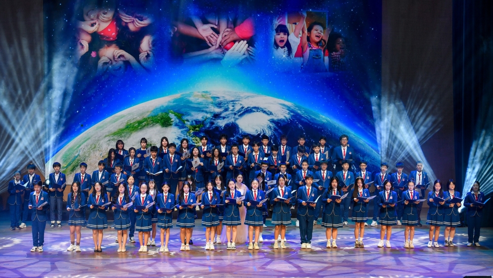 Thương hiệu Vietschool kiên định với triết lý giáo dục toàn diện, khai phóng và nuôi dưỡng năng lực tự chủ cho học sinh. Thương hiệu Vietschool kiên định với triết lý giáo dục toàn diện, khai phóng và nuôi dưỡng năng lực tự chủ cho học sinh.