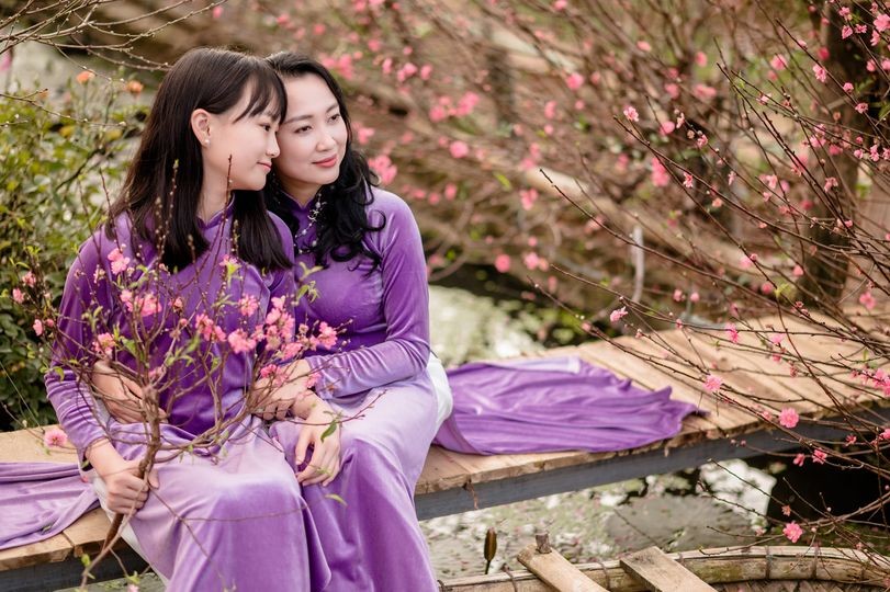Hai mẹ con chị Mai ( Bắc Ninh) chụp ảnh kỷ niệm Tết Nhâm dần năm 2022