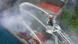 hai phong vu chay cho tam bac uoc thiet hai co the len den gan 100 ty dong