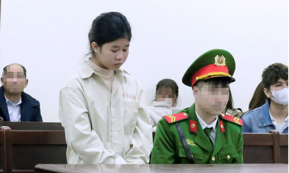 Mâu thuẫn nhỏ, cô gái xuống tay giết bạn tại quán ăn đêm