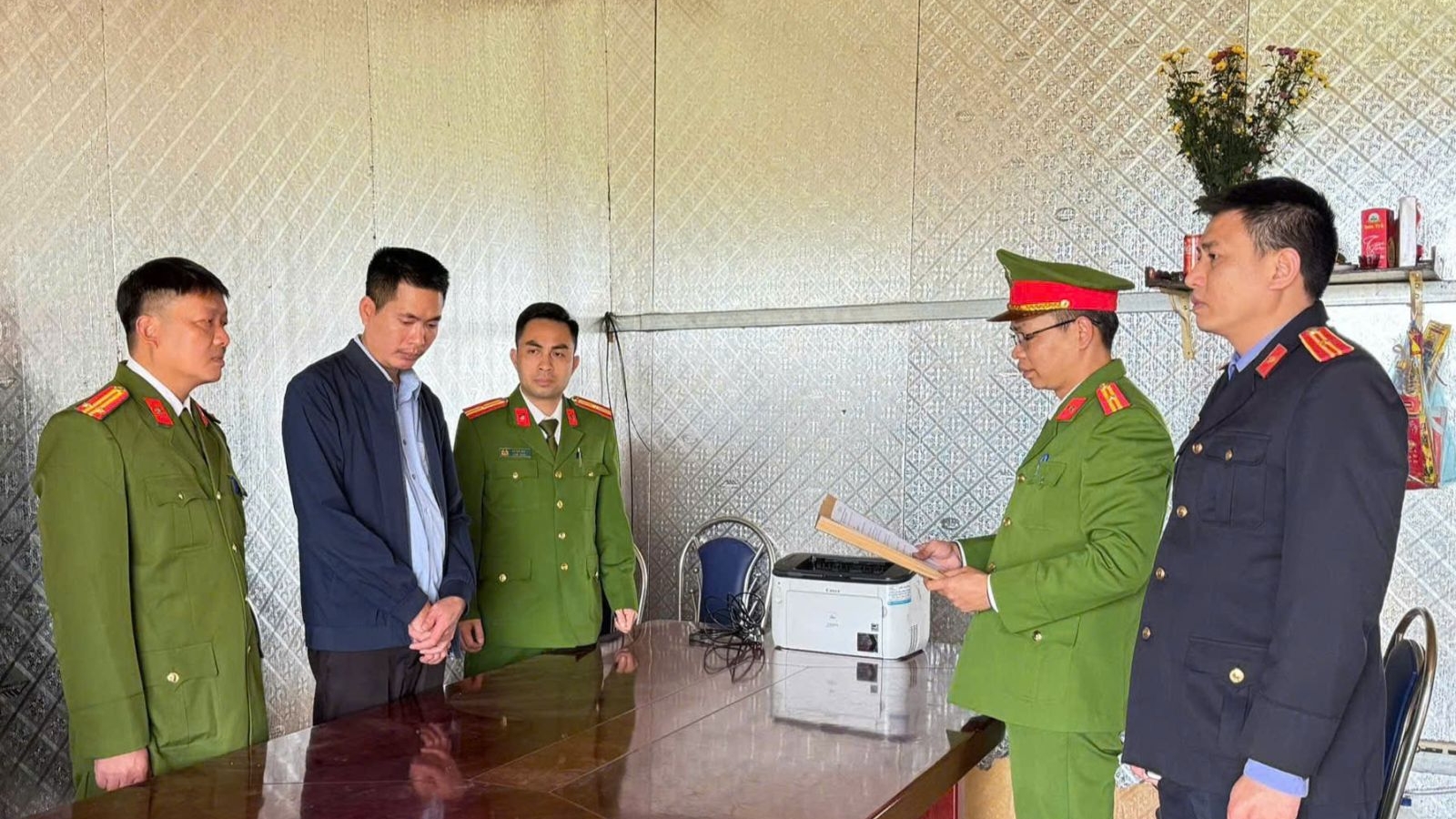 Khởi tố Giám đốc Công ty TNHH xây dựng và Thương mại Lục Giang Sơn