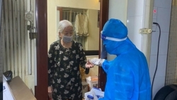 nguoi mac covid 19 con duoc ho tro tien an 80000 dongngay