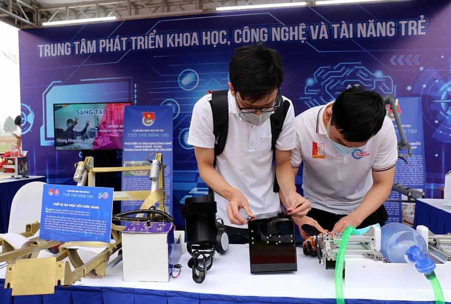 Chùm ảnh: Khởi động Tháng Thanh niên 2022 với chủ đề