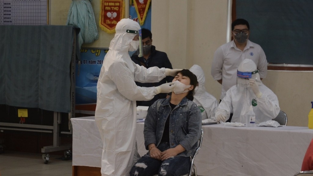 ngay 43 ha noi ghi nhan 21396 ca f0