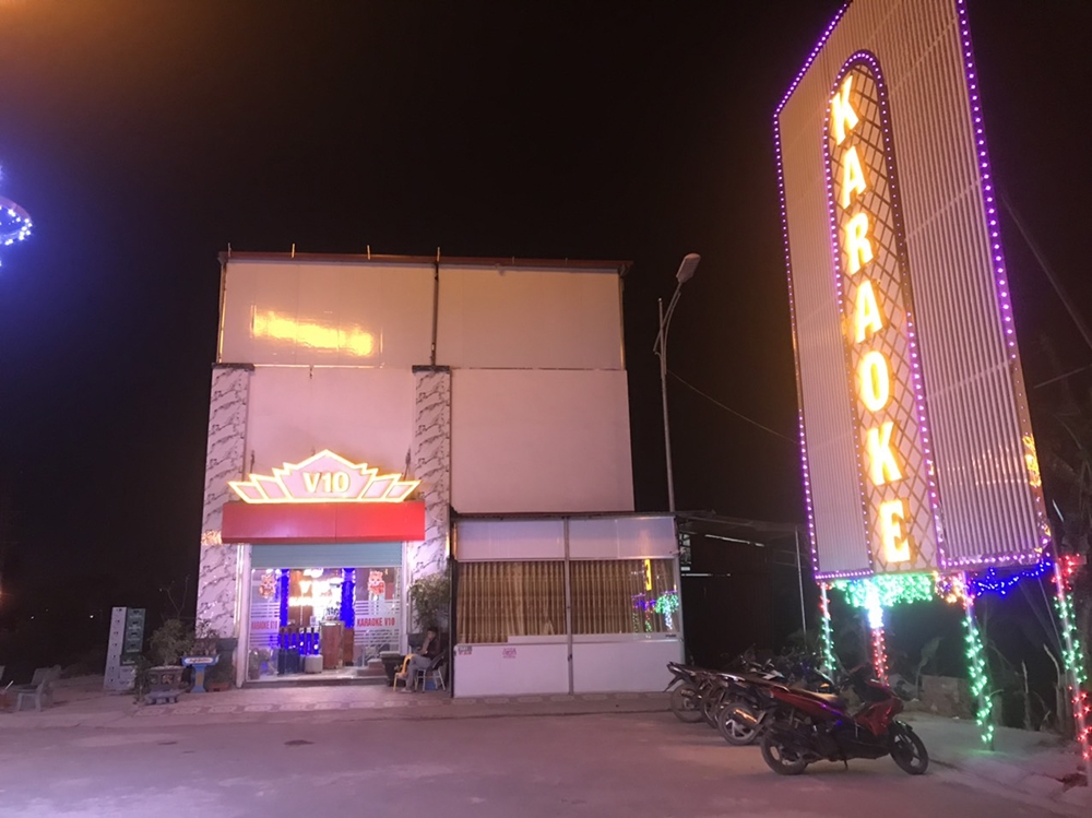 Cơ sở karaoke V10 Group cùng tổ dân phố Ninh Khánh, thị trấn Nếnh (Việt Yên).