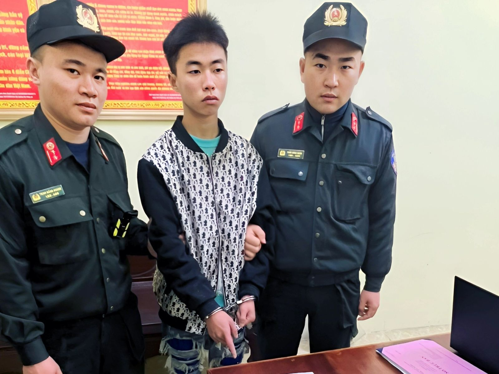 Bắc Giang: Cảnh sát cơ động bắt giữ đối tượng tàng trữ trái phép ma túy