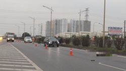 Bắc Giang: Một người đàn ông bị ô tô đâm tử vong khi đi bộ trên cao tốc