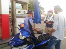 Người đổ xăng E5 nên nhớ điều này để không làm ảnh hưởng ô tô, xe máy