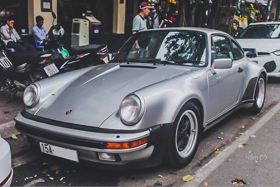 Siêu phẩm Porsche 930 Turbo độc nhất Việt Nam chính thức ra biển số sau thời gian dài về nước