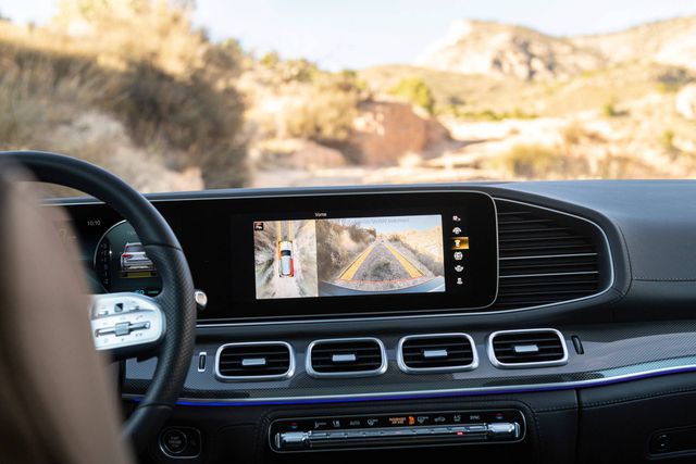 mercedes benz gls phien ban suv cua s class canh tranh cung bmw x7