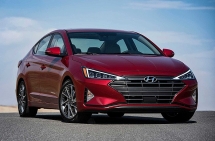 Hyundai Elantra 2019 có giá hơn 600 triệu đồng
