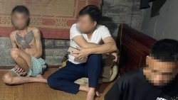Bắc Giang: Bắt quả tang 3 đối tượng chơi ma túy tại nhà