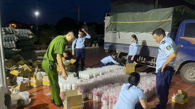 Bắc Giang: Triệt phá đường dây sản xuất thuốc bảo vệ thực vật giả