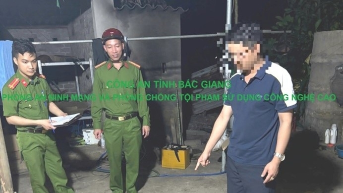 Bắc Giang: Xử lý 2 đối tượng tàng trữ, mua bán công cụ hỗ trợ trái phép