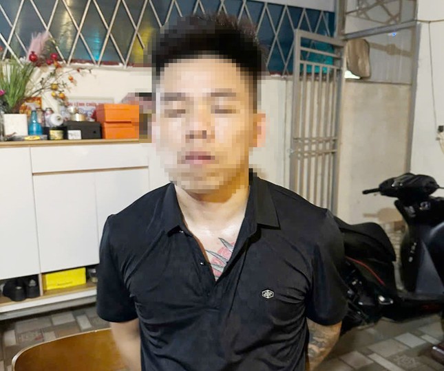 Bắc Giang: Con rể chủ quán karaoke rút súng bắn khách bị thương