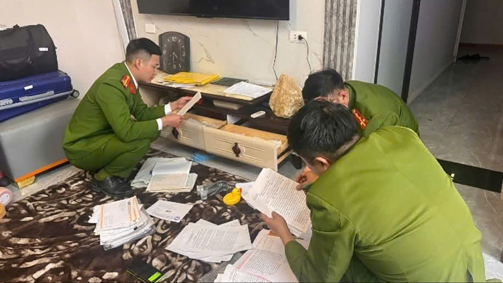 Bắc Giang: Hoàn tất kết luận điều tra đề nghị truy tố 2 bị can Lợi dụng quyền tự do dân chủ