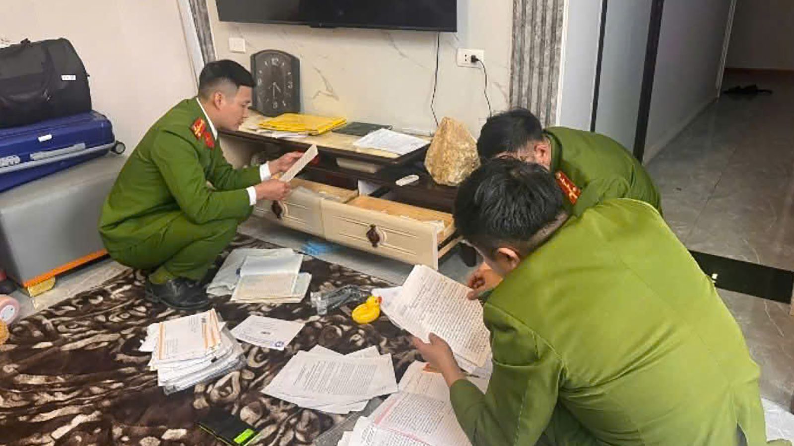 Bắc Giang: Hoàn tất kết luận điều tra đề nghị truy tố 2 bị can Lợi dụng quyền tự do dân chủ