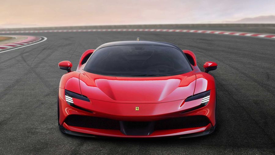 ven man sieu pham ferrari sf90 stradale moi toanh gan cham muc 1000 ma luc