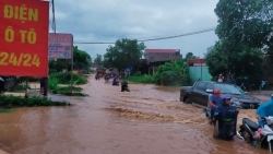 Bắc Giang: Mưa lũ khiến nước ngập trắng nhiều vùng ở Lục Ngạn