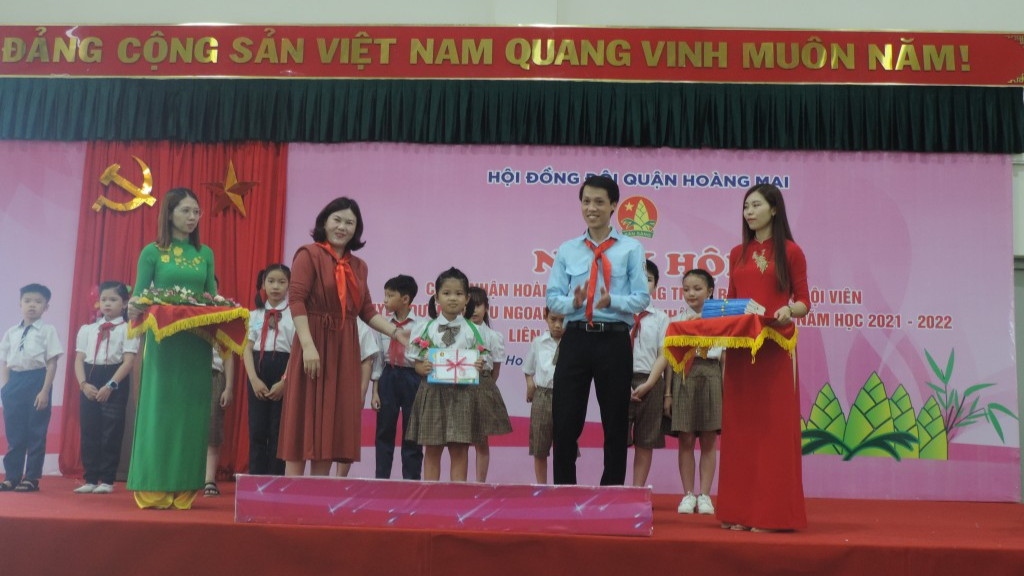 Sôi động Ngày hội “Rèn luyện đội viên” của thiếu nhi quận Hoàng Mai