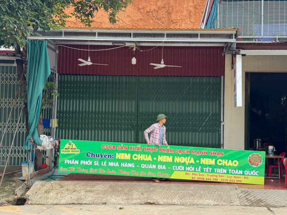 Bắc Giang: Cơ sở sản xuất nem ngựa Mạnh Nhạn đã đóng cửa, dừng bán hàng