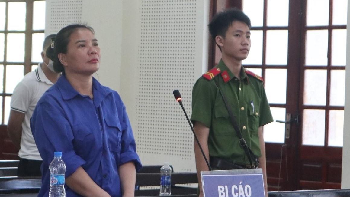 Nữ quái Bắc Giang 19 lần dùng vàng giả để lừa tiền của đôi vợ chồng già