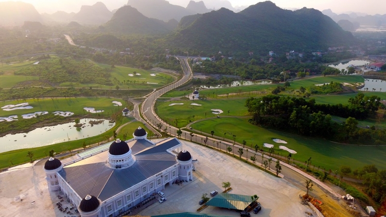 Dự án trọng điểm sân Golf nghìn tỷ của tỉnh Hà Nam bất chấp pháp luật