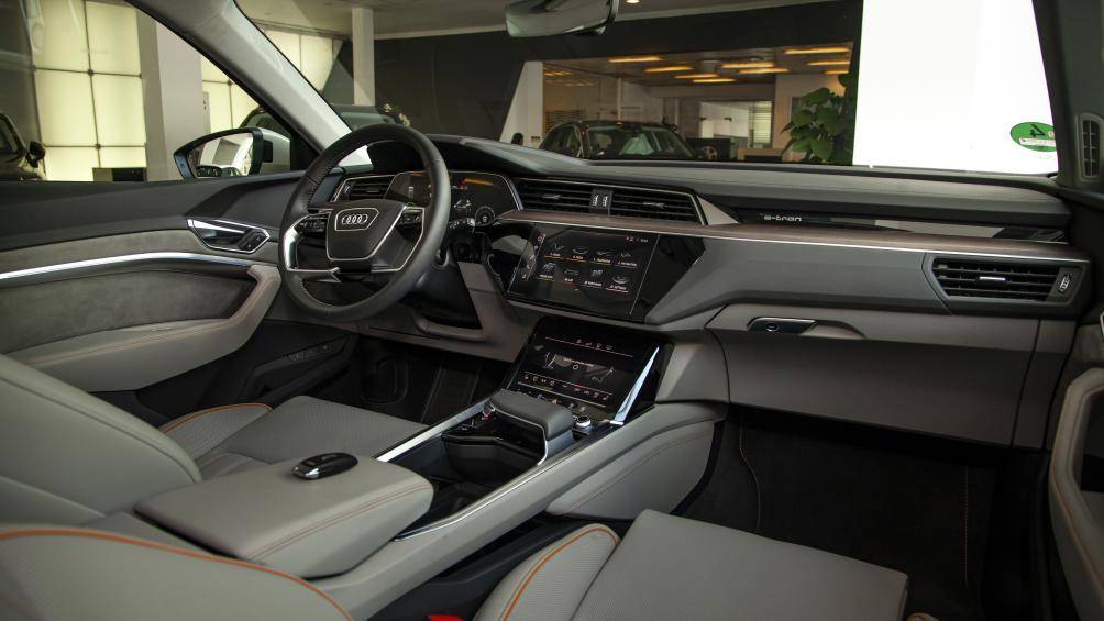 audi tham vong ban xe dien e tron tai viet nam