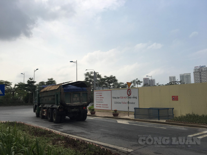 ha noi nguoi dan khu biet thu vuon dao keu cuu