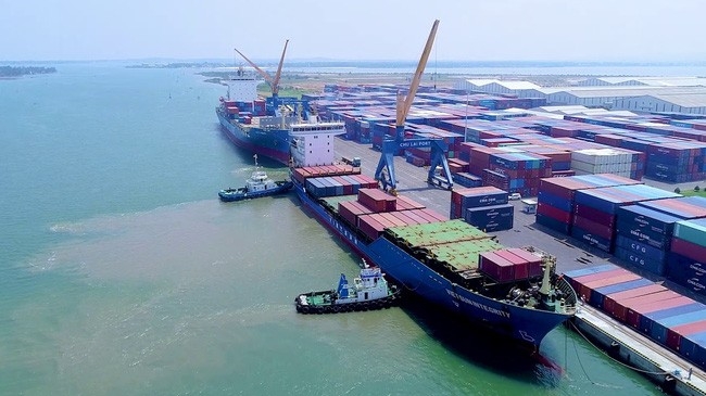 Quảng Nam: "Gỡ vướng" trong quản lý kinh doanh, khai thác khu công nghiệp, hậu cần cảng Tam Hiệp