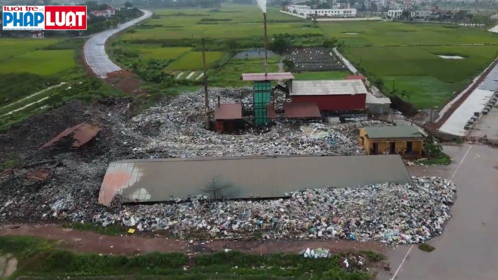 Bắc Giang: Khẩn trương xử lý "núi" rác thải tại Bãi rác thị trấn Vôi