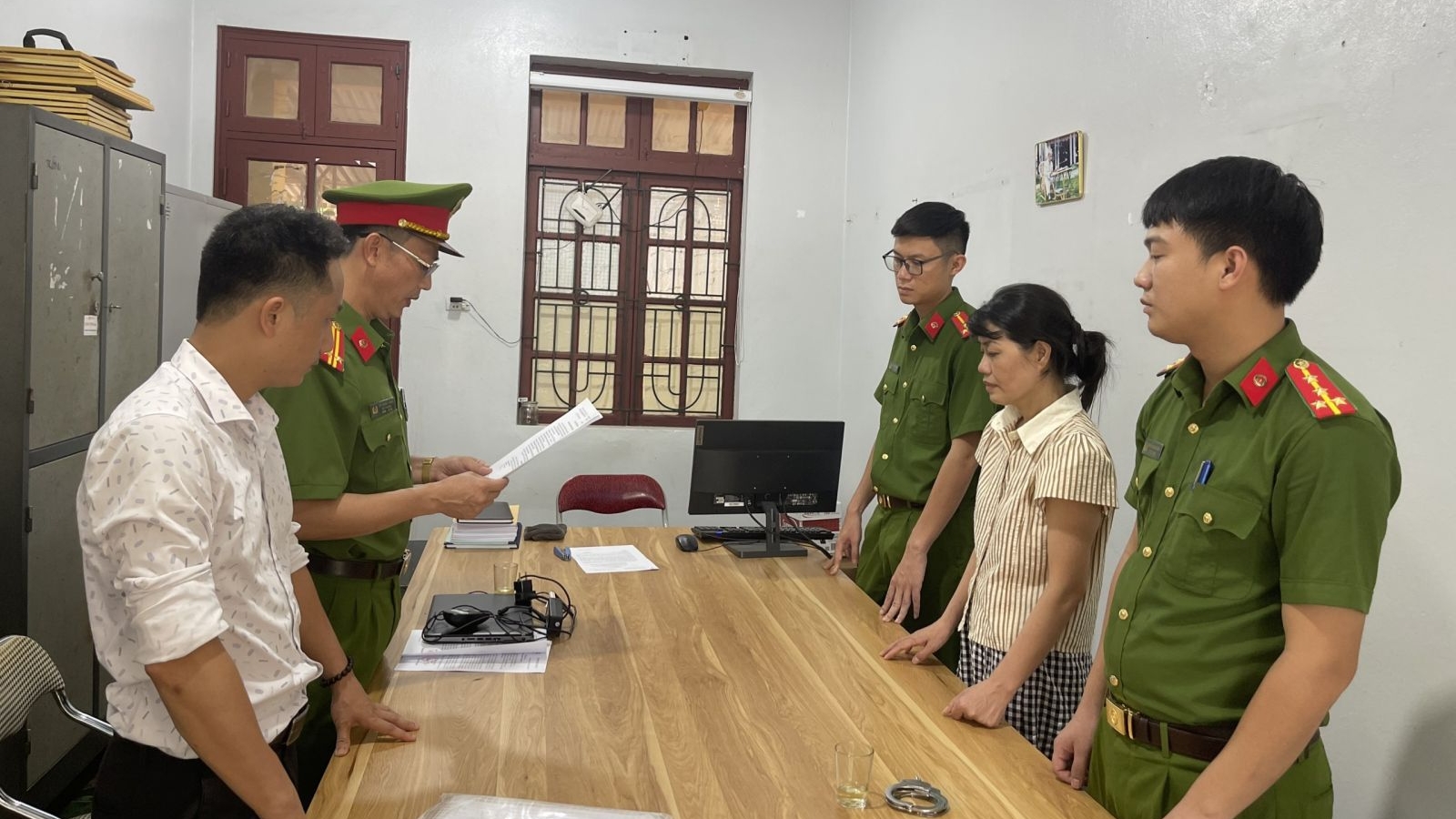 Bắc Giang: Khởi tố, tạm giam hiệu trưởng, trường Mầm Non Quý Sơn số 2