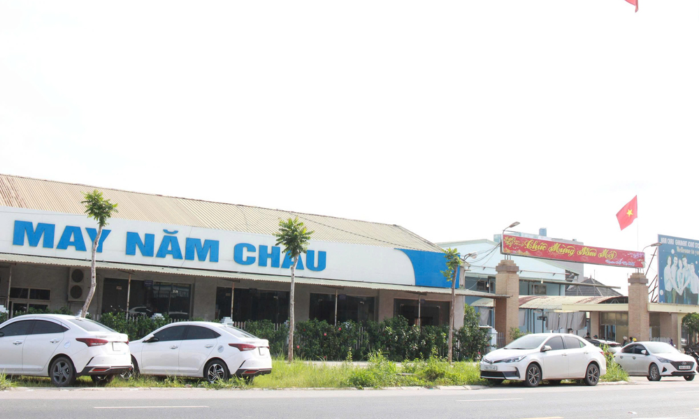 Bắc Giang: Lửa cháy thiêu rụi nhiều sản phẩm của Công ty cổ phần May Năm Châu