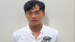 bat doi tuong hanh hung 2 nu sinh o bac giang