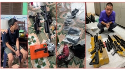 bac giang khoi to 2 doi tuong che tao tang tru mua ban trai phep vu khi quan dung