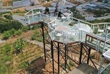 Buộc tháo dỡ 3 “đường lên thiên đường” ở Đà Lạt