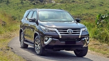 Toyota Fortuner liên tục chiếm ngôi vương doanh số ở phân khúc SUV 7 chỗ