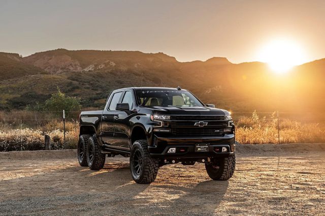 Goliath 6×6 - Không chỉ là Chevrolet Silverado lắp thêm 2 bánh