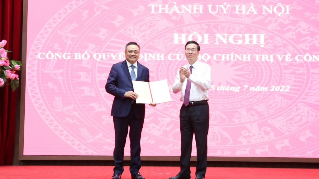 Bộ Chính trị phân công đồng chí Trần Sỹ Thanh giữ chức Phó Bí thư Thành ủy Hà Nội