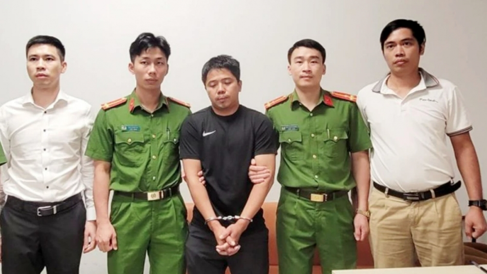 Interpol Việt Nam bắt đối tượng truy nã trốn sang Hàn Quốc